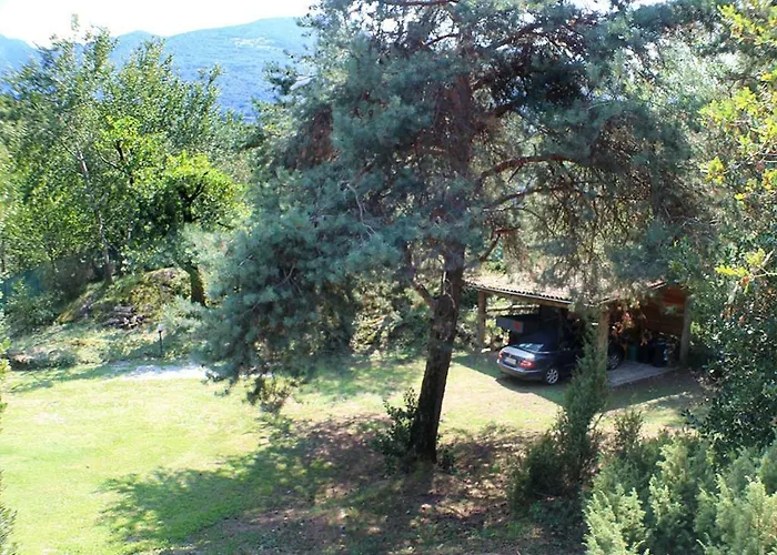 Erica Con Piscina Privata Sul Di Colico