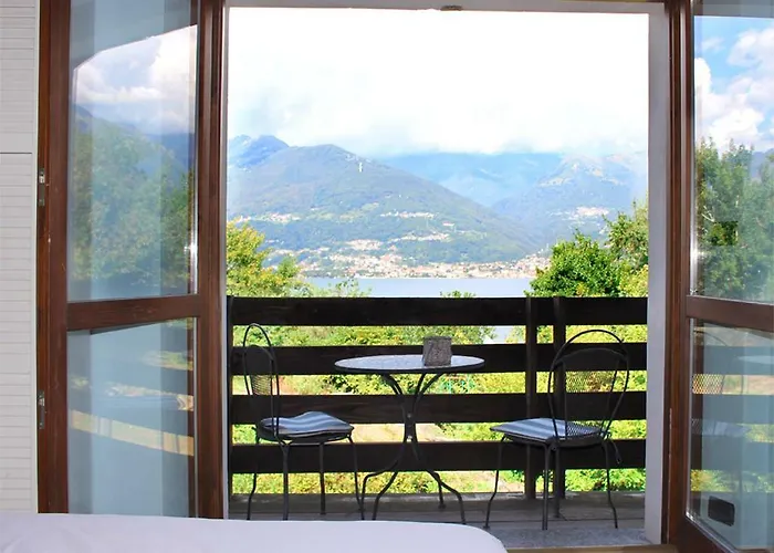 Erica Con Piscina Privata Sul Di 콜리코